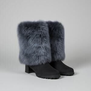 Stuart Weitzman gray suede and faux fur boots, size 8N, NEW WITHOUT BOX!